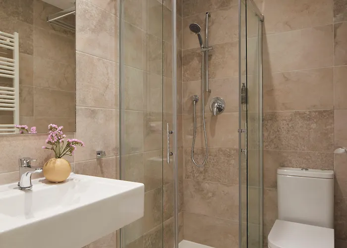 埃尔普托旅馆 *